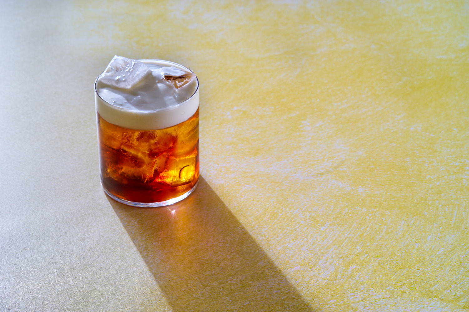 white-russian-cocktail