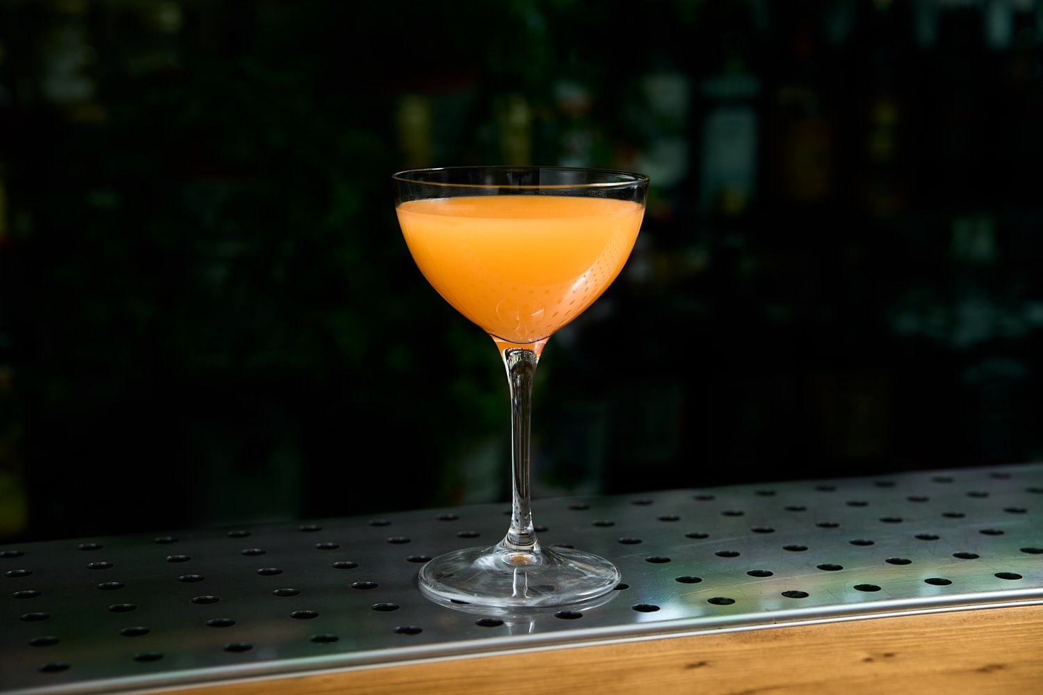 Planter’s Punch 2.0 è un cocktail caraibico a base di Rum Giamaicano, Lime e Zucchero. Ottimizzato e valorizzato con la giusta tecnica