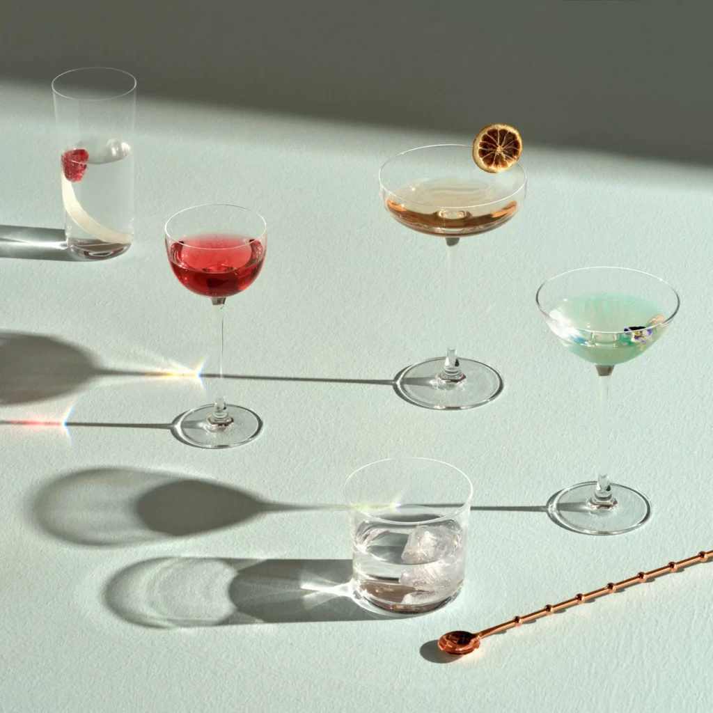 cocktail serviti nei bicchieri Nude Glass